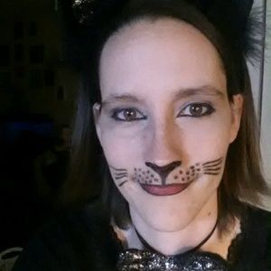 Meet your Posher, Rebecca